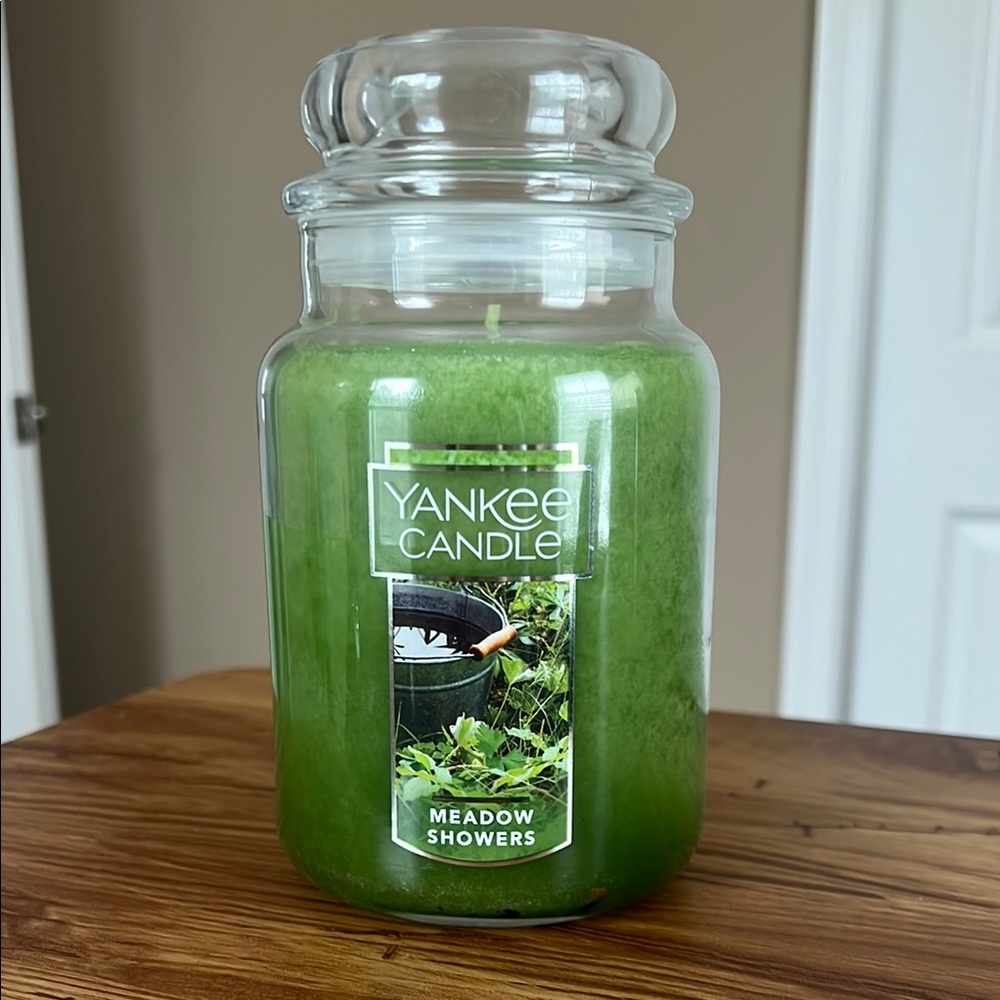 Yankee Candle - brand new Meadow Showers